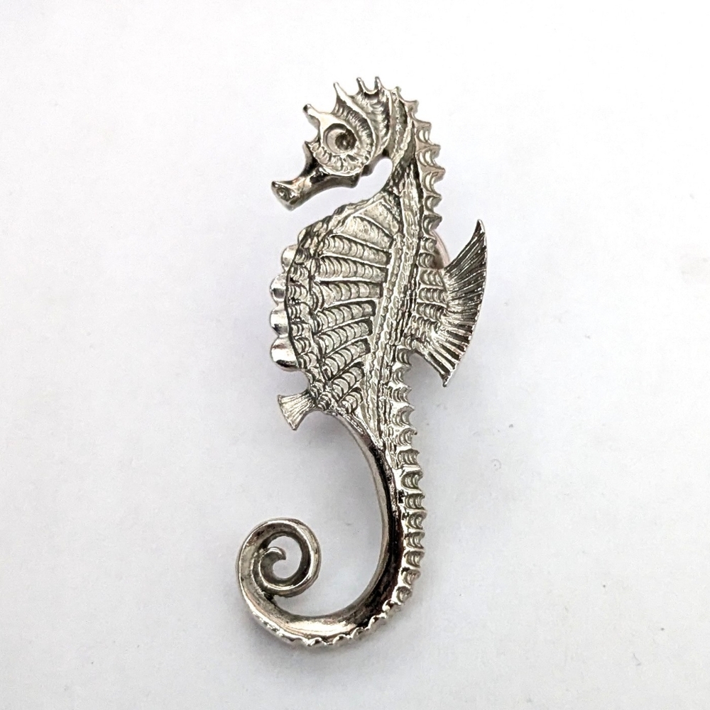 Cute Seahorse Pin